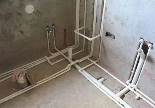 Points for attention in pipe installation